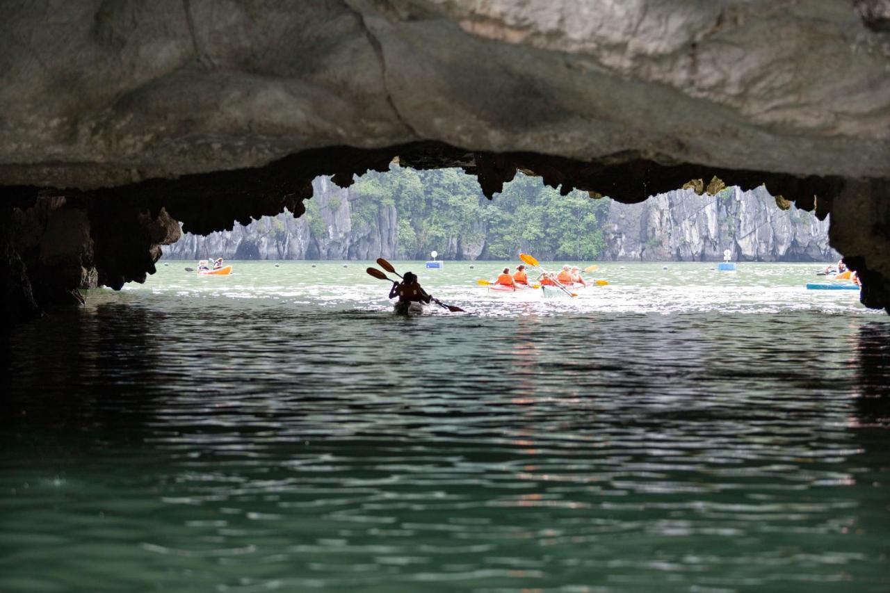 Mon Cheri Cruises Ha Long Exterior photo